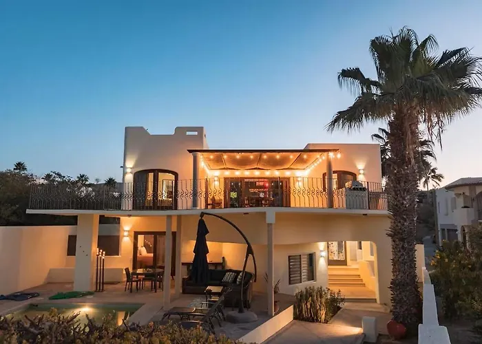 Casa Reyes, Casa Reyes Family Oasis, Heated-pool & Amazing Views * Cabo San Lucas