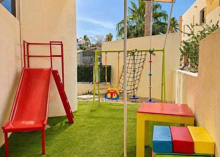 Casa Reyes, Casa Reyes Family Oasis, Heated-pool & Amazing Views
