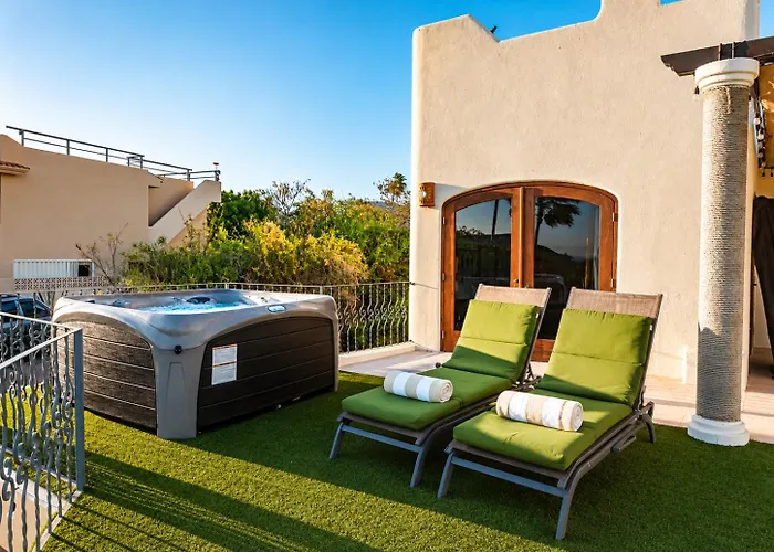 Casa Reyes, Casa Reyes Family Oasis, Heated-pool & Amazing Views