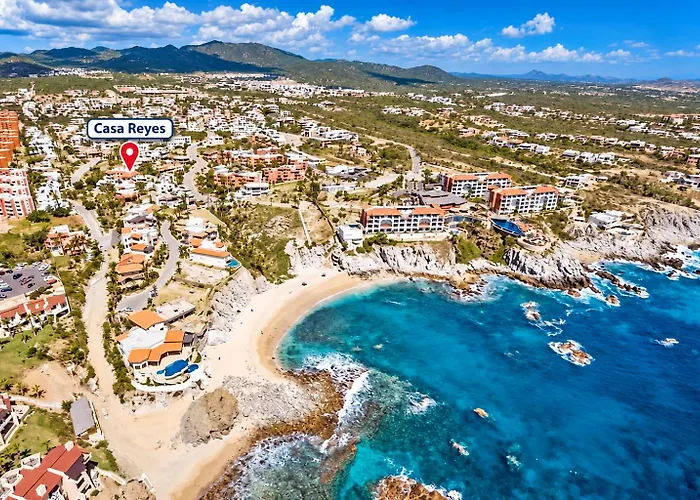 Villa Casa Reyes, Casa Reyes Family Oasis, Heated-pool & Amazing Views *